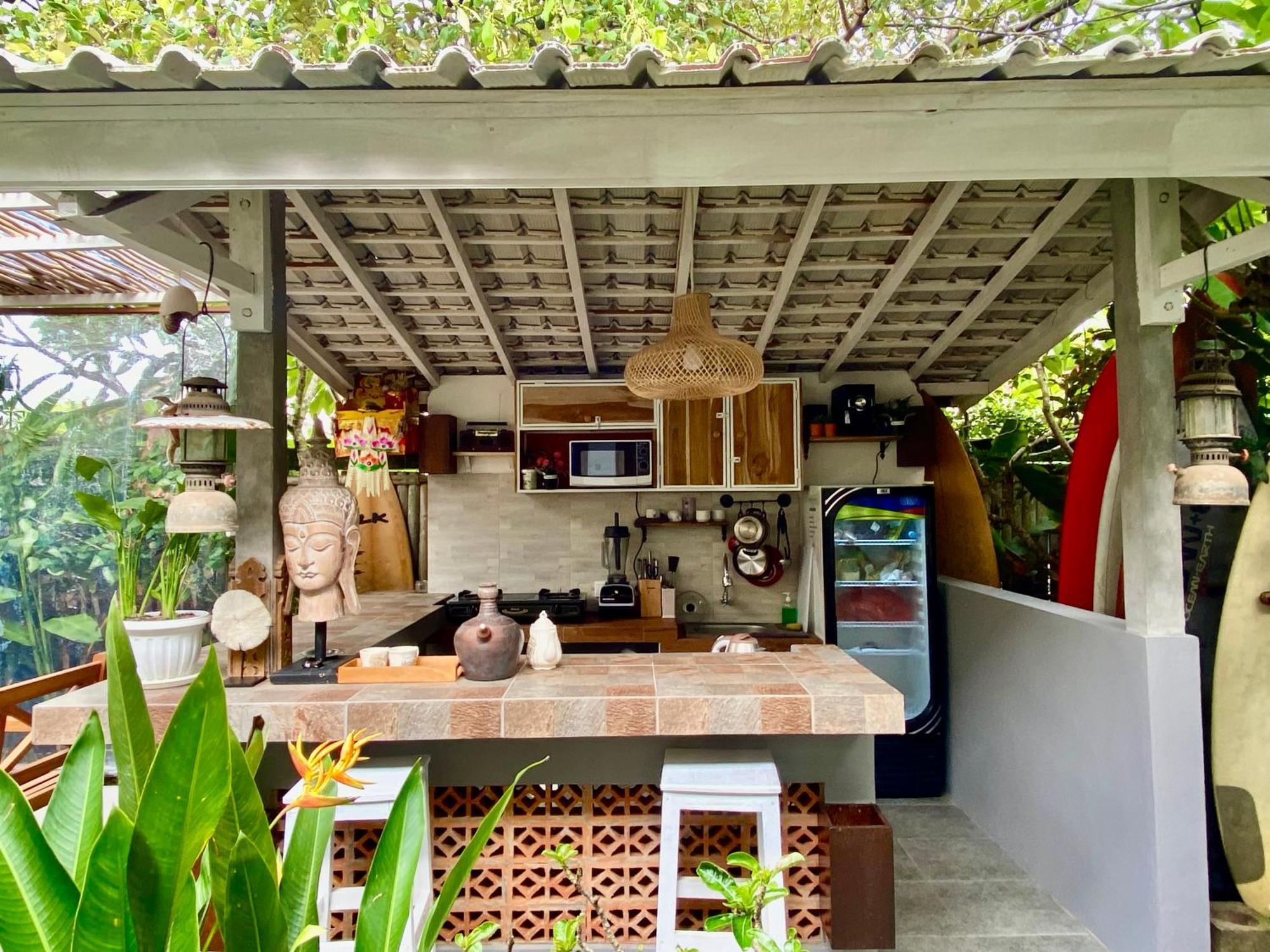 Blue Waves Balangan Homestay Улувату Екстер'єр фото